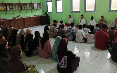 KEGIATAN TA'LIM MUTA'ALIM RUTINAN MTsN 12 NGAWI